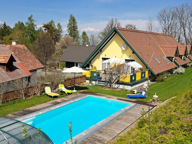 Pool Mit Haus