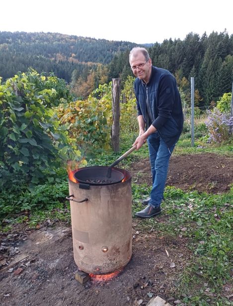 Helmut Kastanien Braten Im Herbst